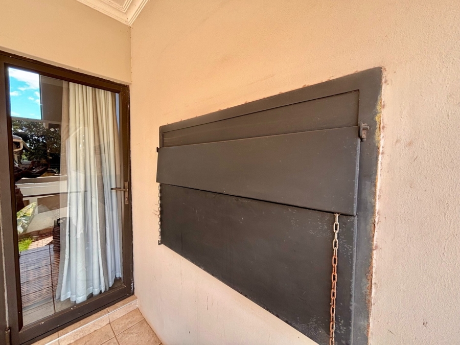 3 Bedroom Property for Sale in Wilkoppies North West